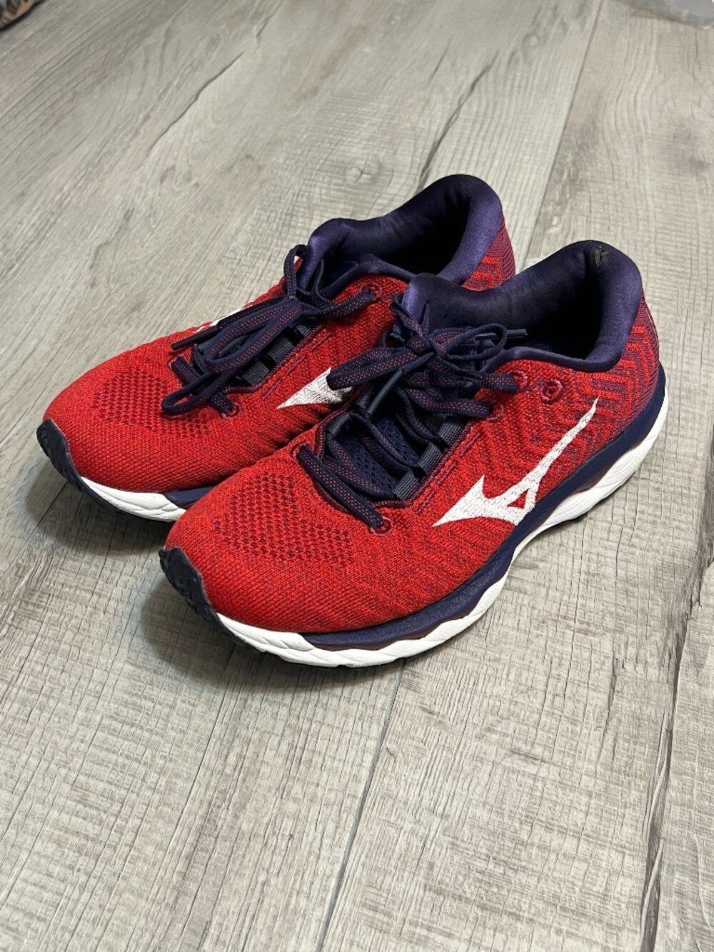 Mizuno Wave Sky Waveknit 3 Women's Running Shoes Sz 7 Red Navy Cushioned